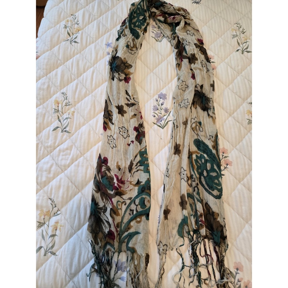 Lot of 2 Womens Lightweight Scarves Brown/Gold Butterfly & Floral W/ Fringe. - Picture 3 of 3